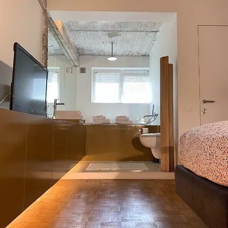 Bed & Breakfast Yellow Submarine 5*